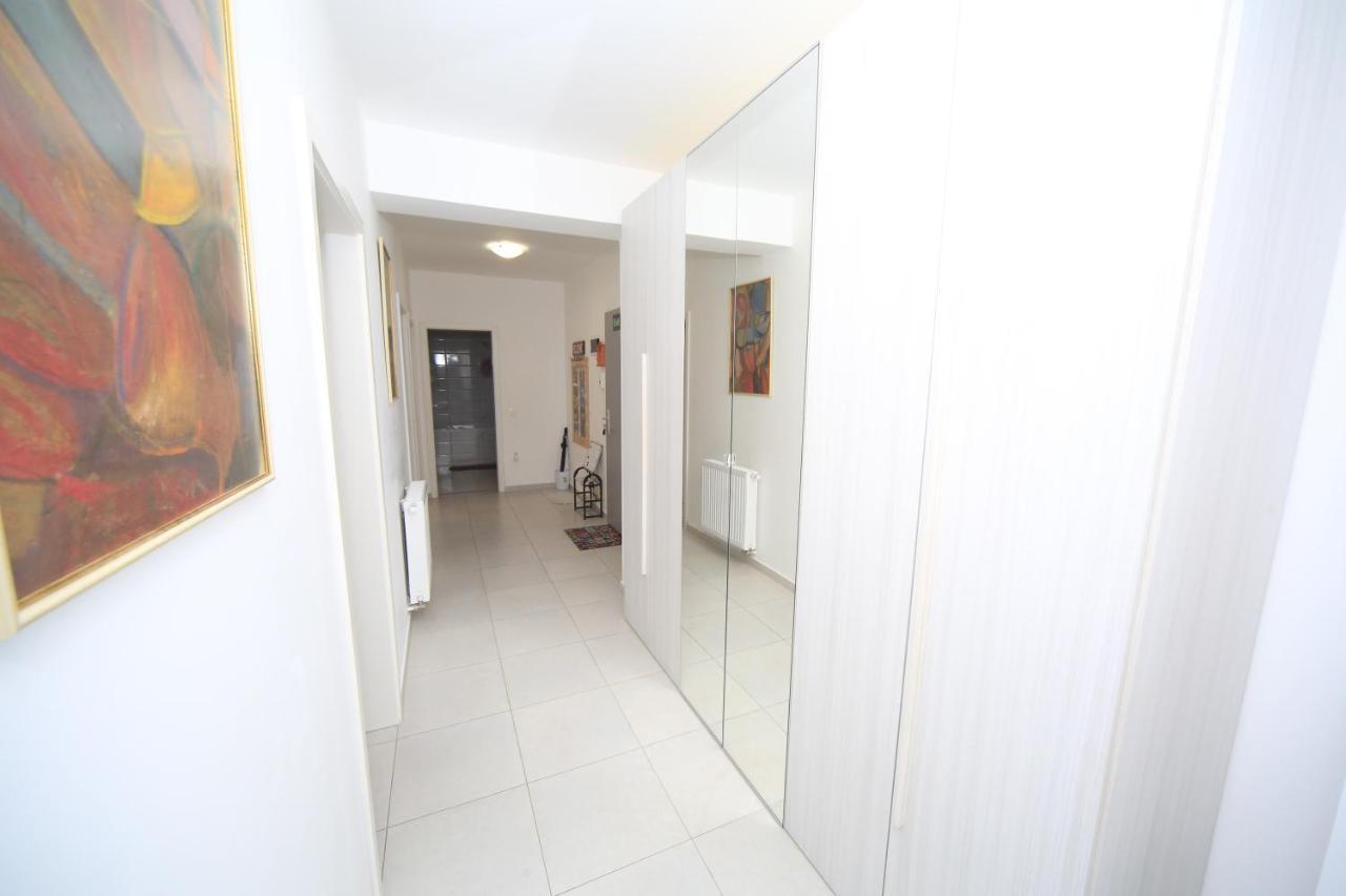 Happy Family Apartment Brasov Ngoại thất bức ảnh